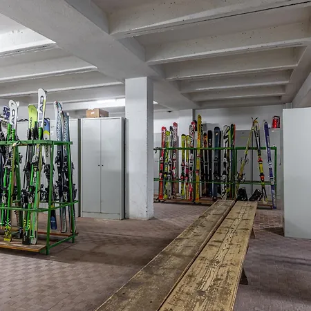 Cervinia Escape With Plateau Rosa View And Garage Apartment *