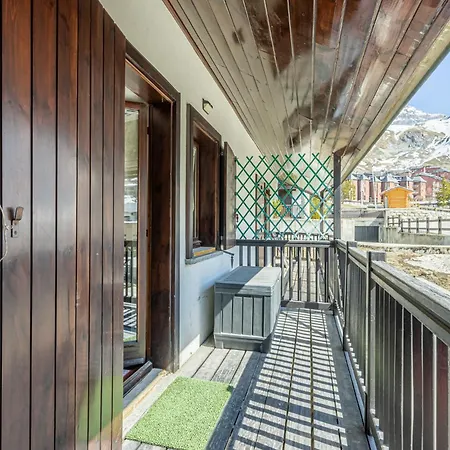 Cervinia Escape With Plateau Rosa View And Garage Apartment